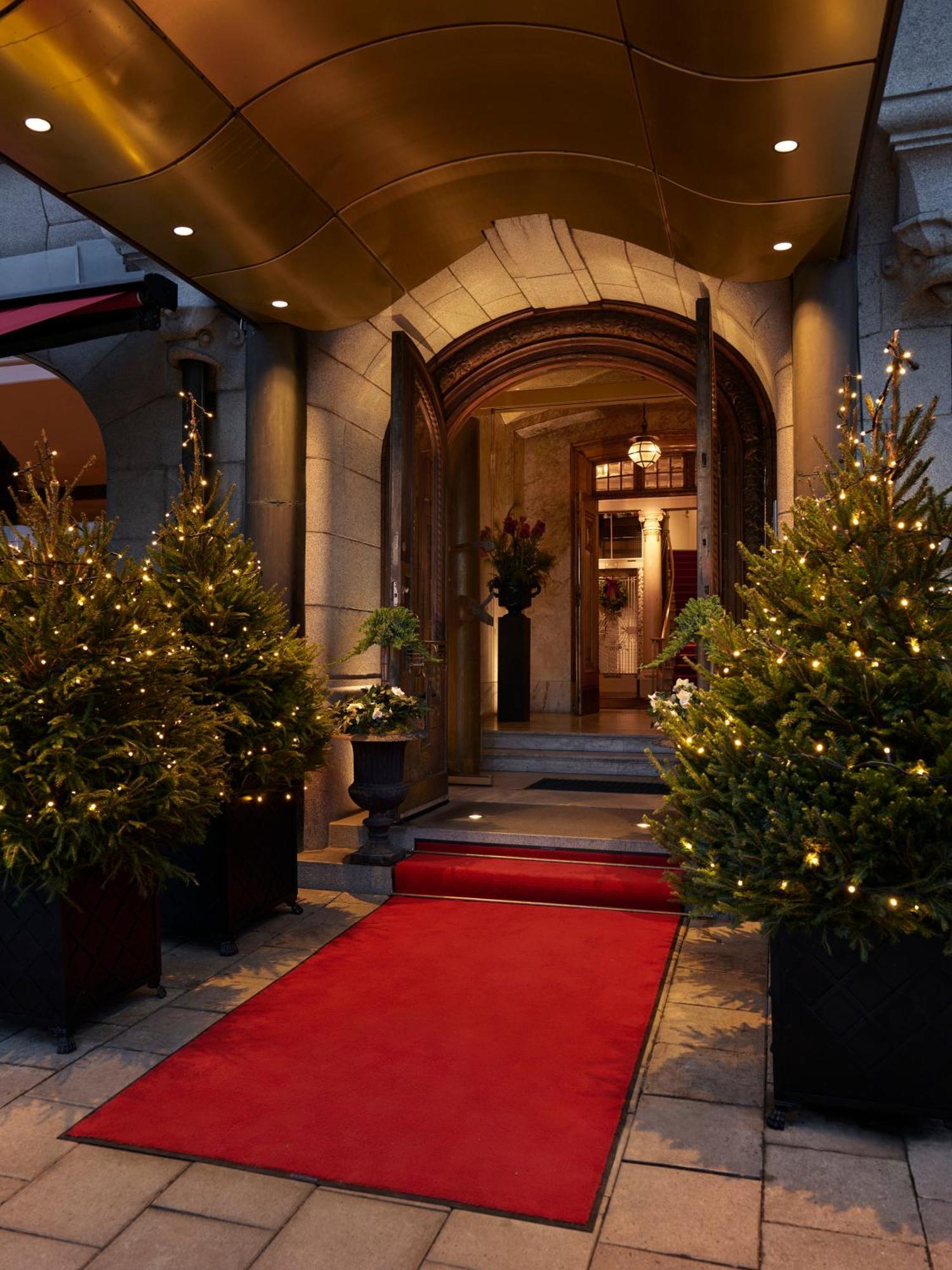 Hotel Diplomat Stockholm Ngoại thất bức ảnh Entrance to the hotel
